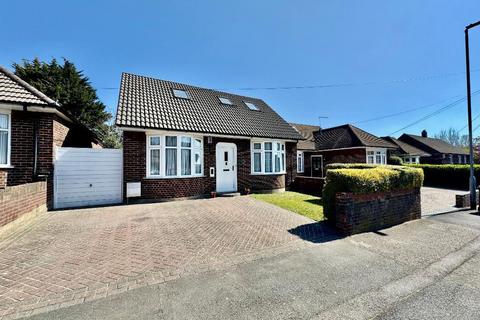 5 bedroom bungalow for sale, Clevedon Road, Luton, LU2