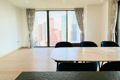 2 bedroom apartment to rent, Legacy Building,  Viaduct Gardens, London