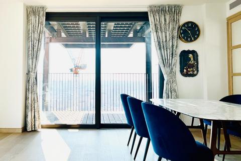 2 bedroom apartment to rent, Legacy Building,  Viaduct Gardens, London