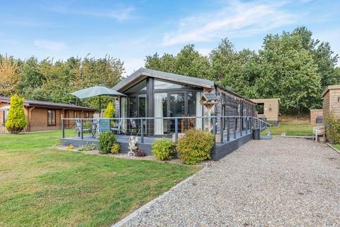 2 bedroom chalet for sale, Dudleston Heath, Nr Ellesmere.