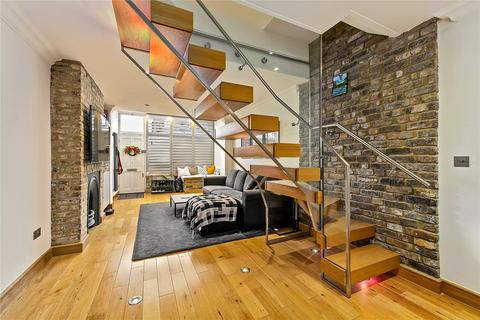 2 bedroom terraced house for sale, Sandycombe Road, Kew, Surrey, TW9