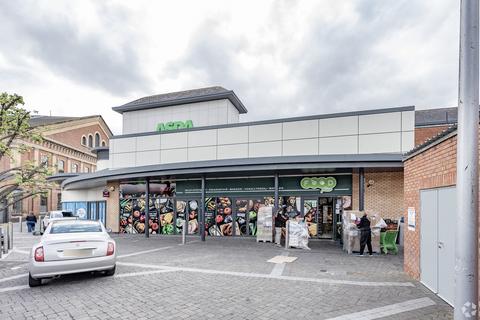 Shop to rent, Silver St Worcester WR1 2DA