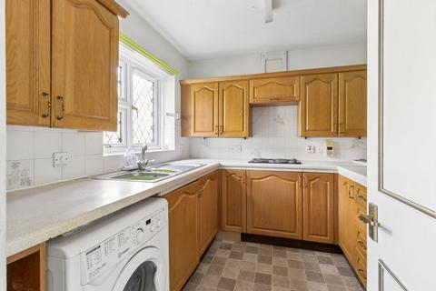 2 bedroom retirement property for sale, Turneys Orchard, Chorleywood, WD3
