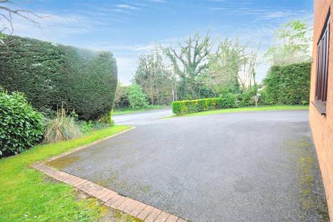 5 bedroom detached house for sale, Yarnfield Lane, Yarnfield, Stone