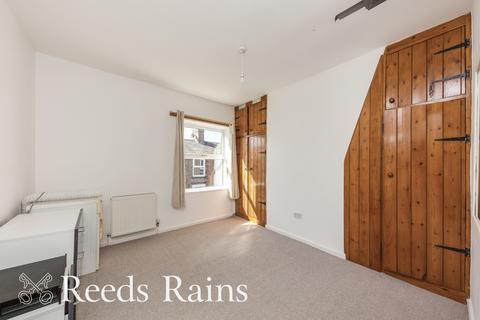 2 bedroom terraced house for sale, Nixon Street, Cheshire SK11