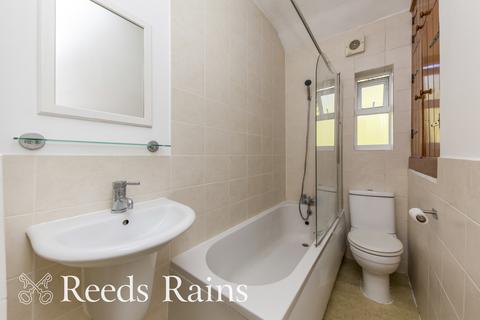 2 bedroom terraced house for sale, Nixon Street, Cheshire SK11