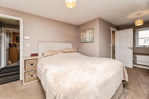 3 bedroom detached house for sale, Daisy Hill, Morley, Leeds
