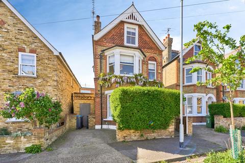 5 bedroom detached house for sale, Minerva Road, Kingston upon Thames, KT1