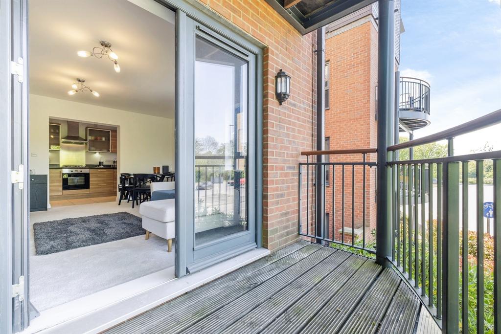 Raven Close, Watford – pohled 5