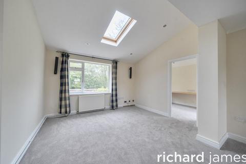 3 bedroom detached house for sale, Charlock Path, Charlock Path SN25