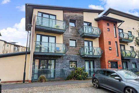 2 bedroom flat for sale, Allen Close, Marlborough Park SN3