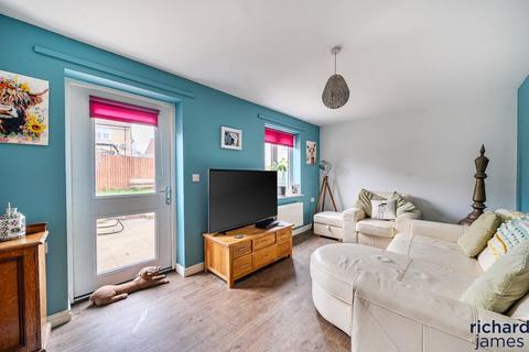 undefined, Oatlands, Oatlands SN5