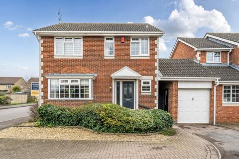 4 bedroom detached house for sale, Delamere Drive, Stratton St Margaret SN3