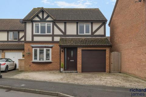 Detached house - Gifford Road, Stratton St Margaret SN3