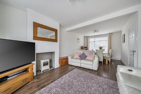 undefined, Merton Avenue, Upper Stratton SN2