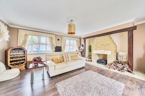 4 bedroom detached house for sale, Watermead, Watermead SN3
