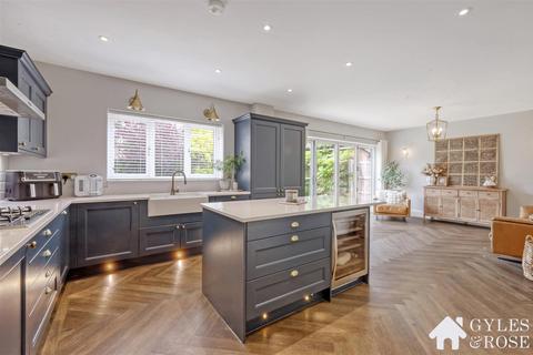 4 bedroom detached house for sale, Summers Park, Manningtree
