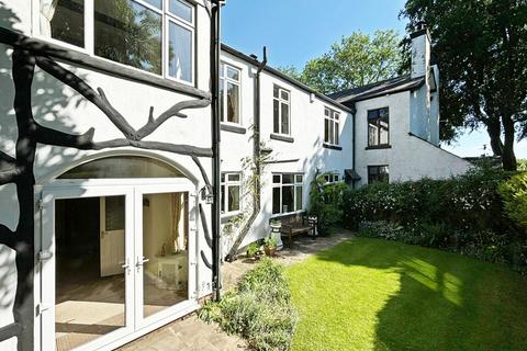 4 bedroom house for sale, Long Lane, Westhoughton, BL5