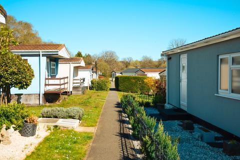 undefined, Addlestone, Surrey, KT15
