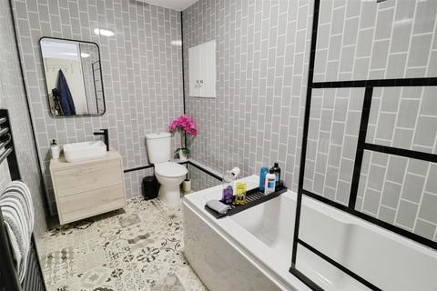 2 bedroom mews for sale, Broom Street, Crewe CW1