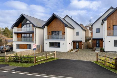 4 bedroom house for sale, The Furlongs, Tadworth, KT20