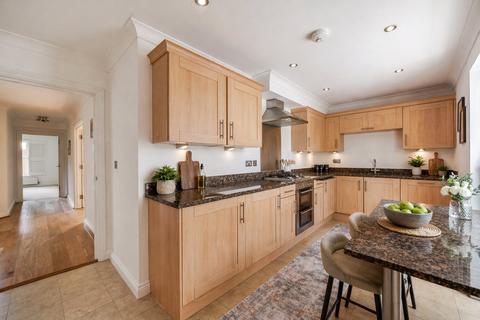 2 bedroom flat for sale, Epsom Road, Guildford, GU1