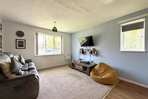 1 bedroom flat for sale, Lambourn Drive, Shrewsbury