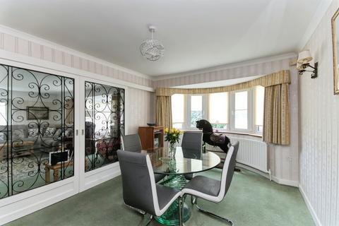 4 bedroom bungalow for sale, Maple Avenue, Bexhill-On-Sea