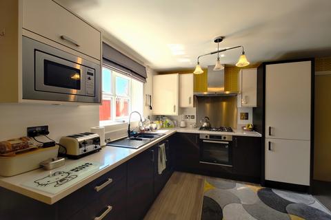 2 bedroom ground floor flat for sale, Charles Hayward Drive, Wolverhampton, West Midlands, WV4 6GB