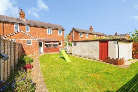 4 bedroom semi-detached house for sale, Bucknell Road, Bicester