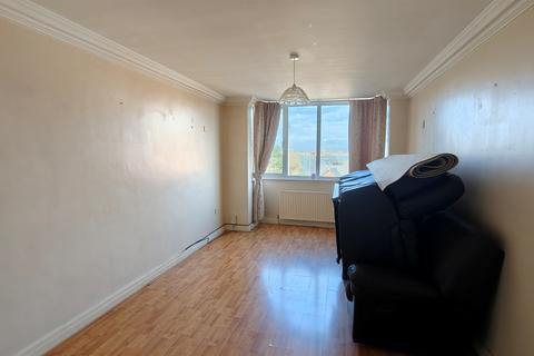 3 bedroom flat for sale, Seabank Road, Wallasey