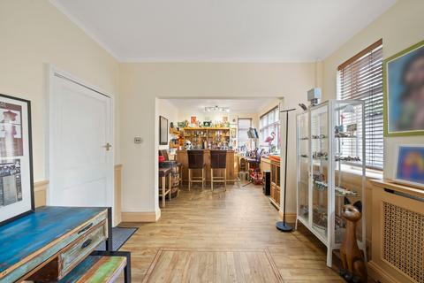 3 bedroom detached house for sale, Boscombe Road, Worcester Park KT4
