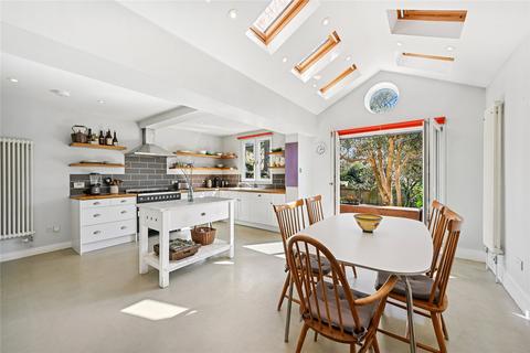 6 bedroom end of terrace house for sale, Findon Road, London, W12