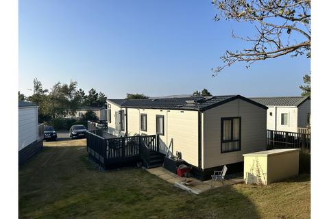 3 bedroom park home for sale, Kensington, Aberconwy Resort & Spa, LL32