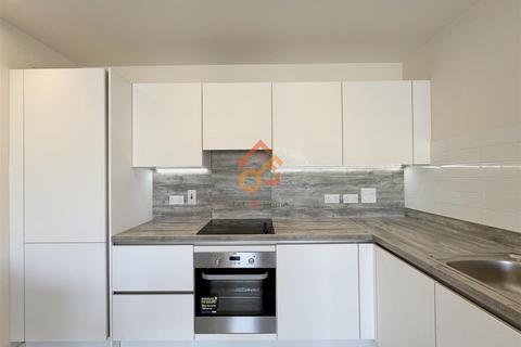2 bedroom flat to rent, Foxglove Apartments, 80 Bittacy Hill, London, NW7