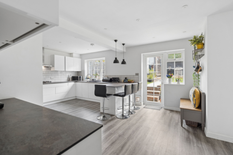 4 bedroom semi-detached house for sale, Addison Close, Northwood HA6
