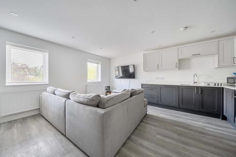 3 bedroom maisonette for sale, Golden Lion Mews, London Colney, St. Albans