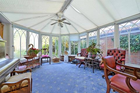 5 bedroom detached house for sale, York Road, Windsor, Berkshire, SL4