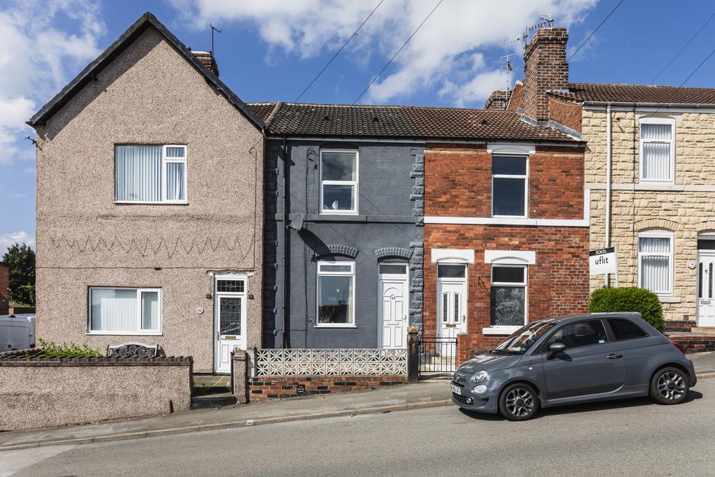 2 bedroom terraced house for sale