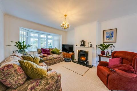 3 bedroom semi-detached house for sale, Tredegar Road, Dartford
