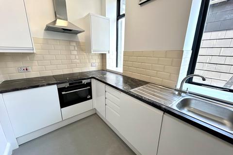 Studio to rent, Mount Stuart Square, Cardiff, CF10