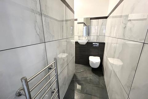Studio to rent, Mount Stuart Square, Cardiff, CF10