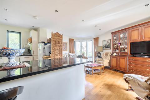 2 bedroom apartment for sale, Abbey Court, Tavistock