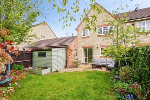 3 bedroom end of terrace house for sale, Campion Place, Bicester