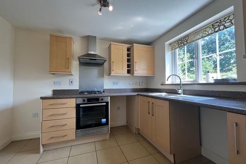 4 bedroom semi-detached house for sale, Skye Close, Peterborough PE2