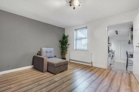 4 bedroom terraced house to rent, Southampton Street,  Reading,  RG1