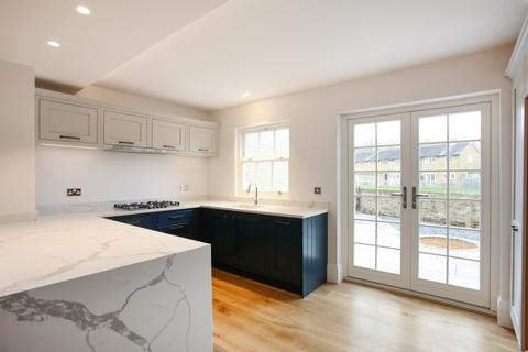 2 bedroom apartment to rent, Kings Road Windsor SL4