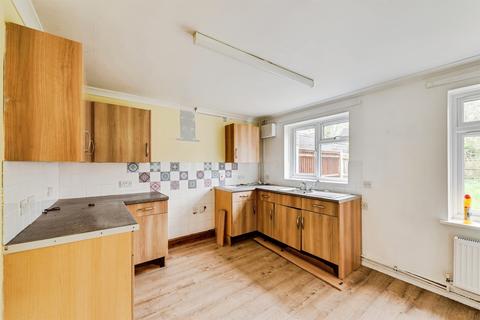 3 bedroom semi-detached house for sale, Tower Close, Abingdon