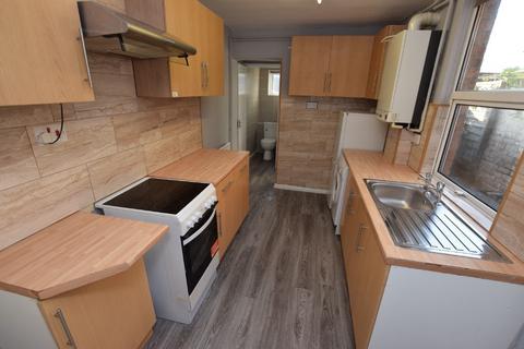 1 bedroom in a house share to rent, Overstone Road, Northampton NN1