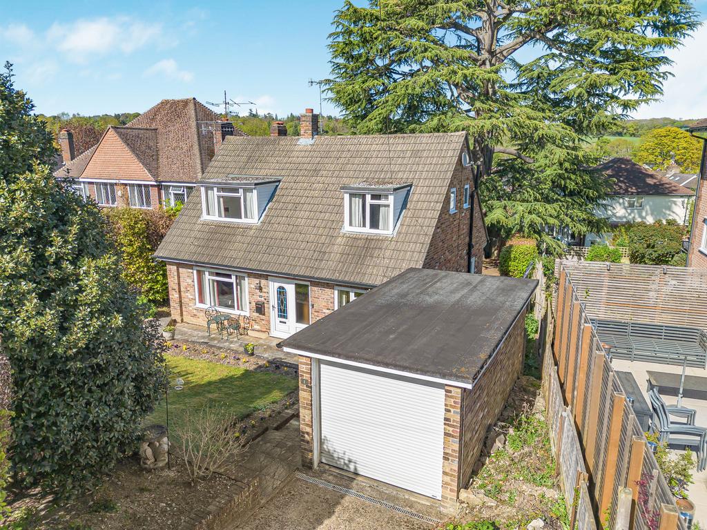 Cedar Way, Berkhamsted, HP4 3 bed detached house for sale - £775,000